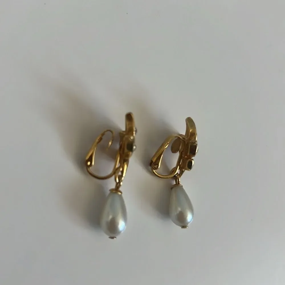 Vintage Faux Pearl Drop Clip On Gold Tone Rhinestone Leaf Earrings